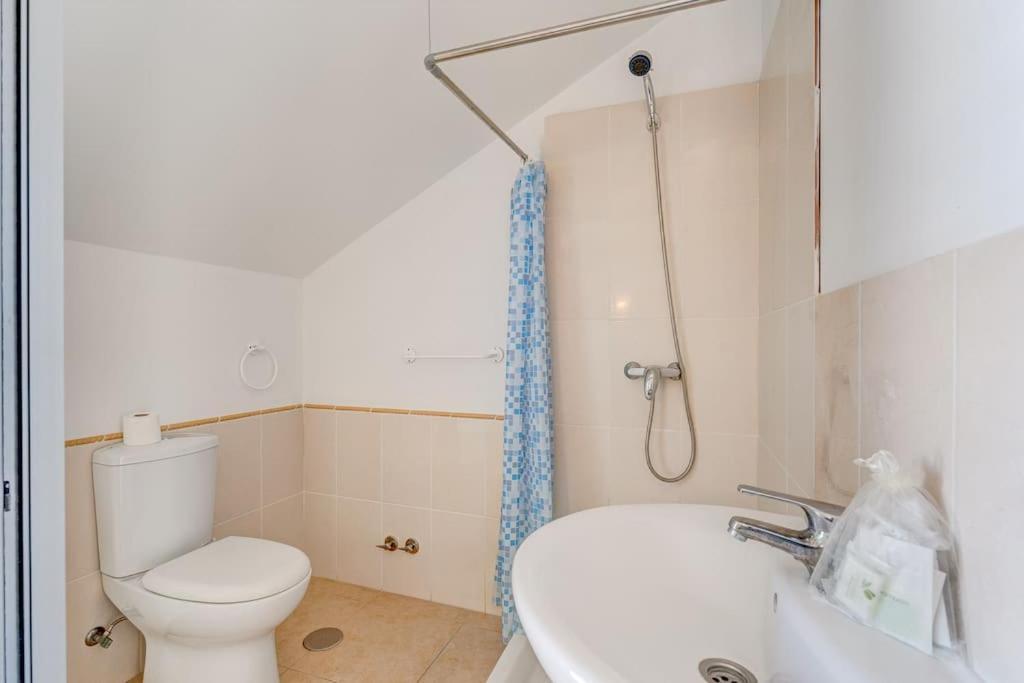 Pleasant Duplex San Juan With 2 Bedrooms ギア・デ・イソラ エクステリア 写真