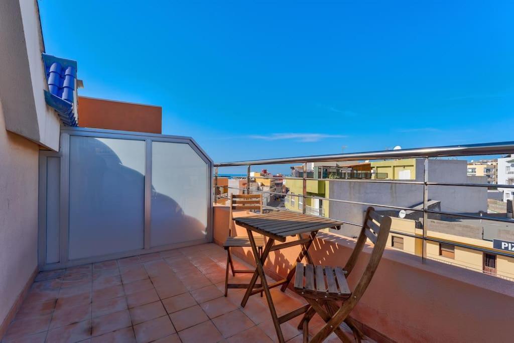 Pleasant Duplex San Juan With 2 Bedrooms ギア・デ・イソラ エクステリア 写真