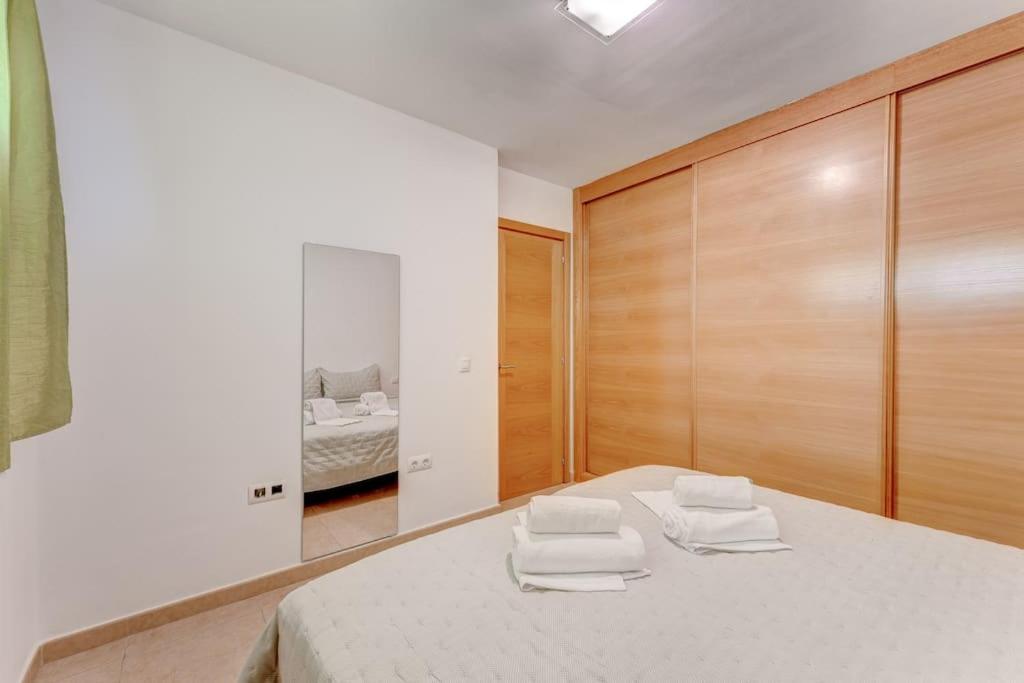 Pleasant Duplex San Juan With 2 Bedrooms ギア・デ・イソラ エクステリア 写真